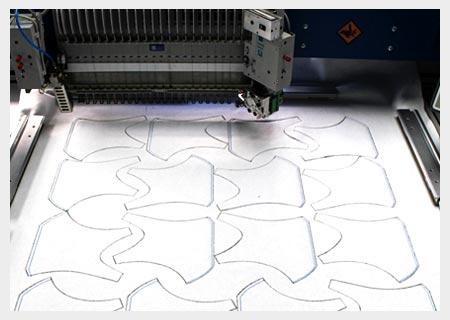 Cắt gia công khẩu trang Cắt gia công khẩu trang