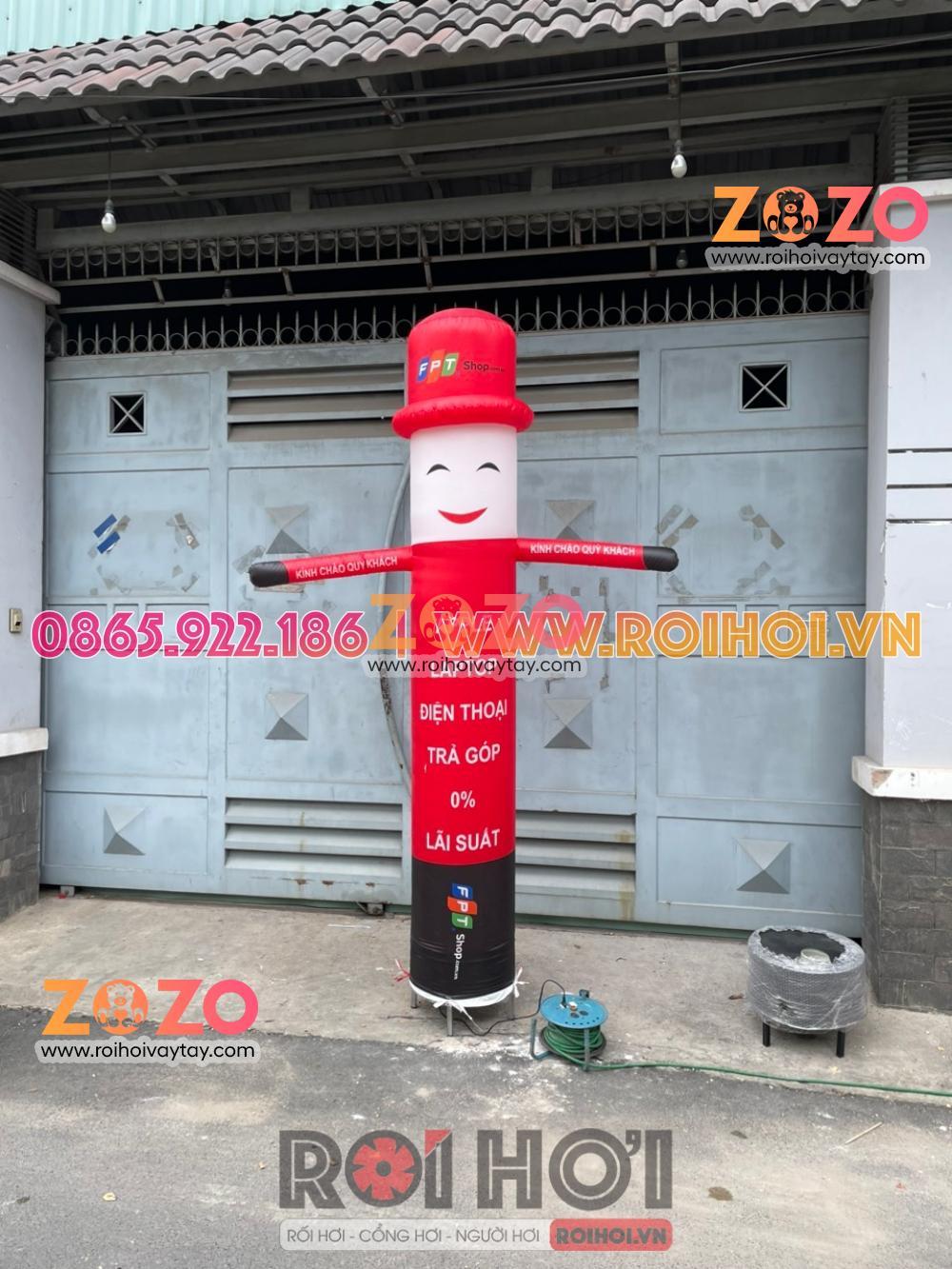 Roi-vay-cua-hang-23 rối hơi vẫy tay